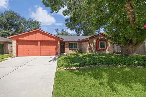 Photo of 7539 Jason Street, Houston, TX 77074 (MLS # 13599485)