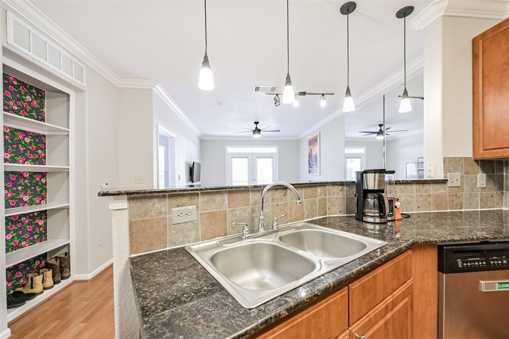 1711 Old Spanish Trail #330, Houston, Texas image 6