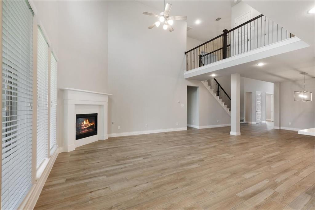 4718 Hickory Hill Lane, Manvel, Texas image 13