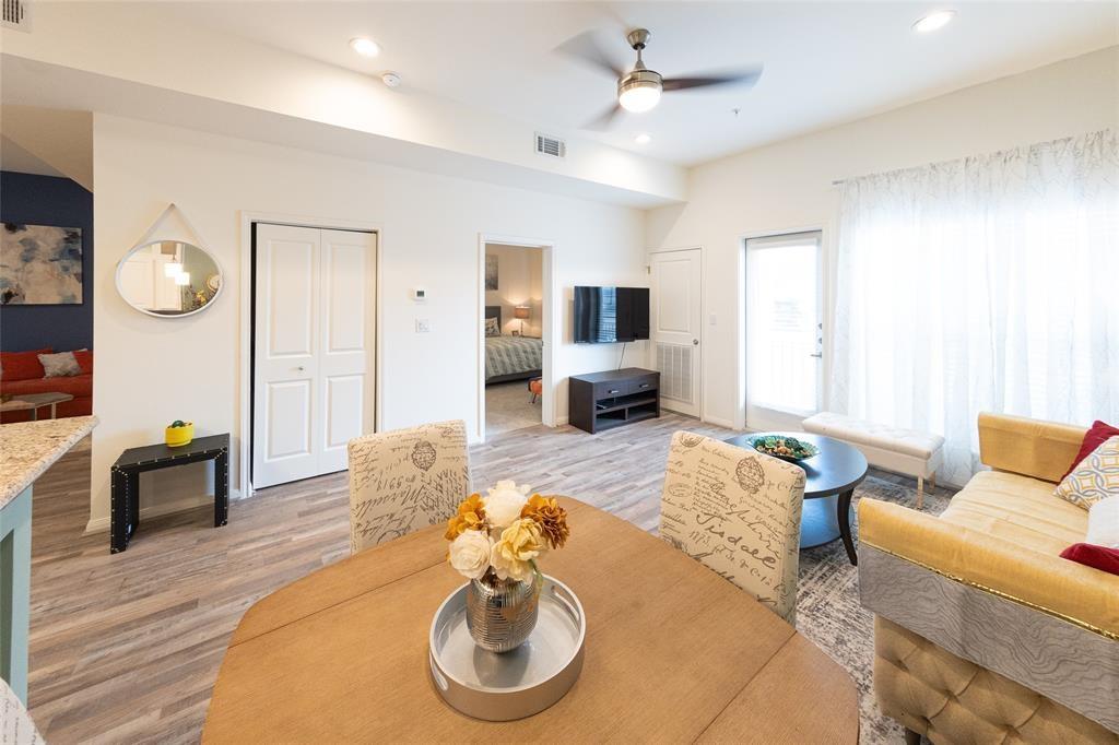 property-search 4 1207 Grand West Boulevard 1I