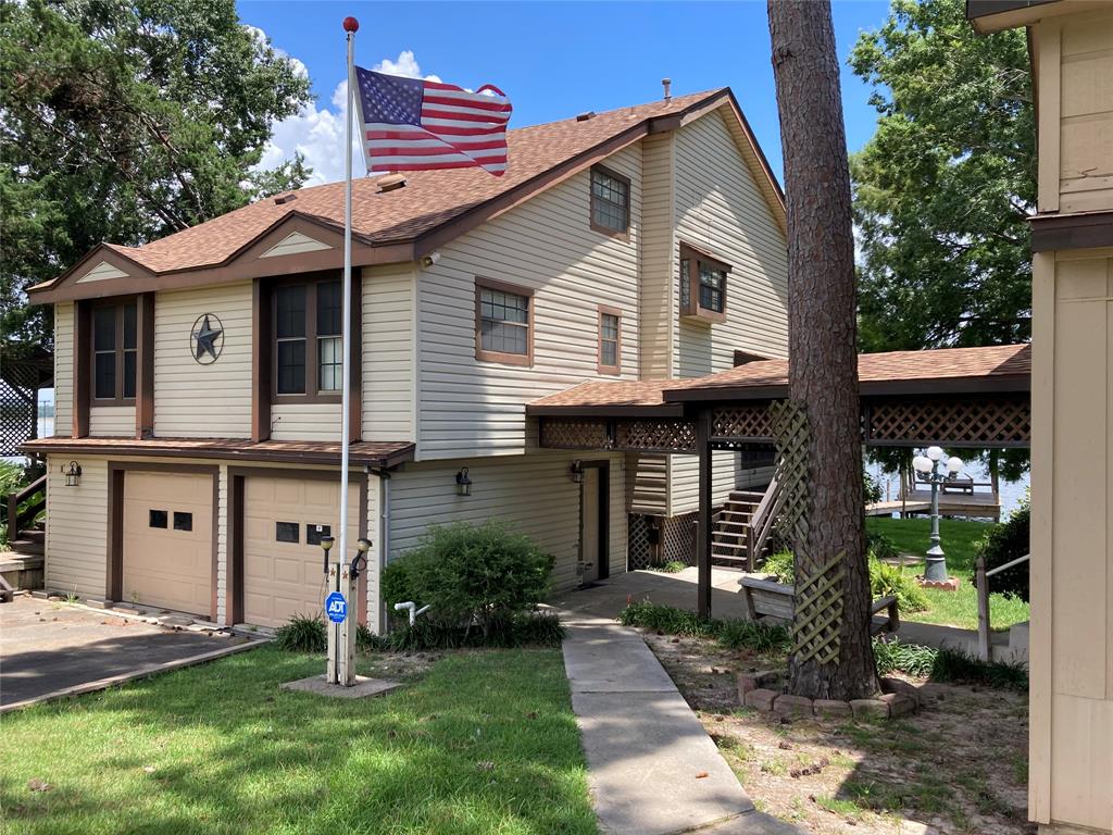 554 Harbor Drive