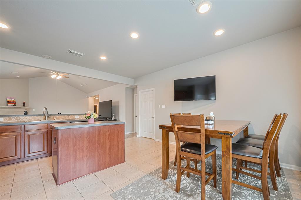 2610 Golden Creek Lane, Pearland, Texas image 15