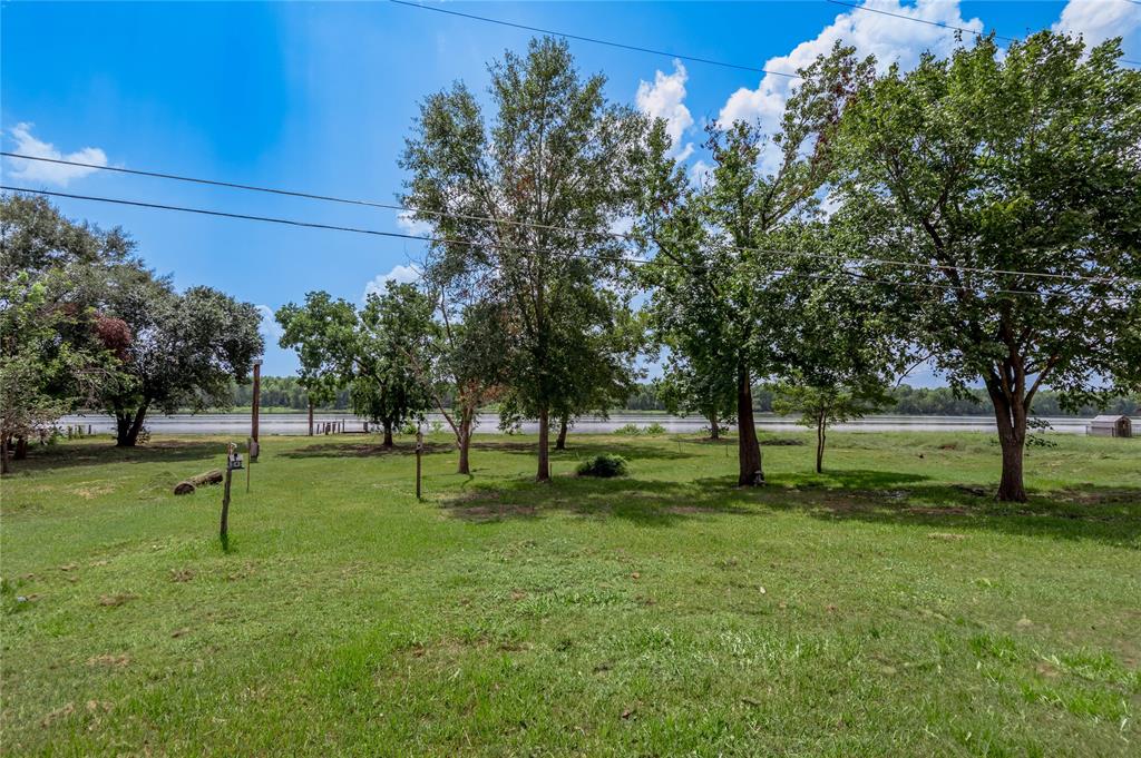 206 Lake Front Drive, Trinity, Texas image 40