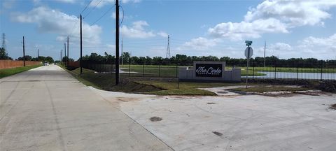 Vacant Land For Sale - 15414 Pinehurst Lane<br/> Santa Fe, TX 77517