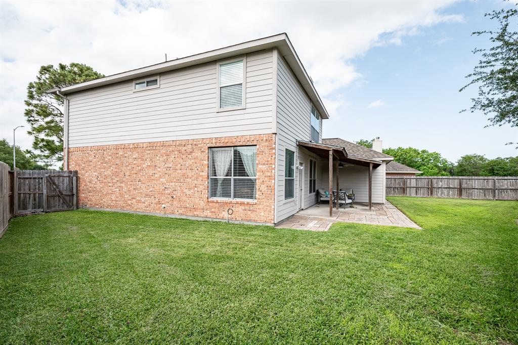 304 Spencer Landing, La Porte, Texas image 27