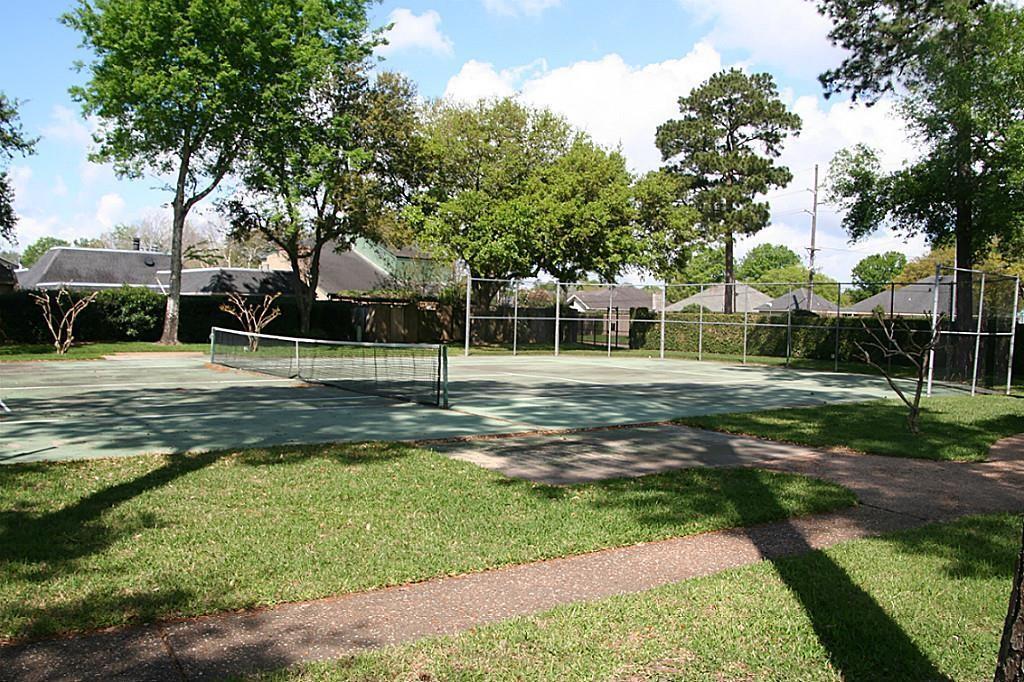 120 Summerwood Street, Beaumont, Texas image 44