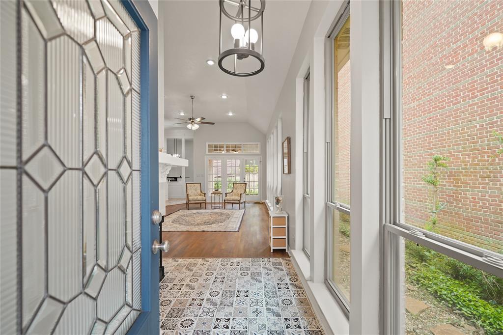 120 Summerwood Street, Beaumont, Texas image 5