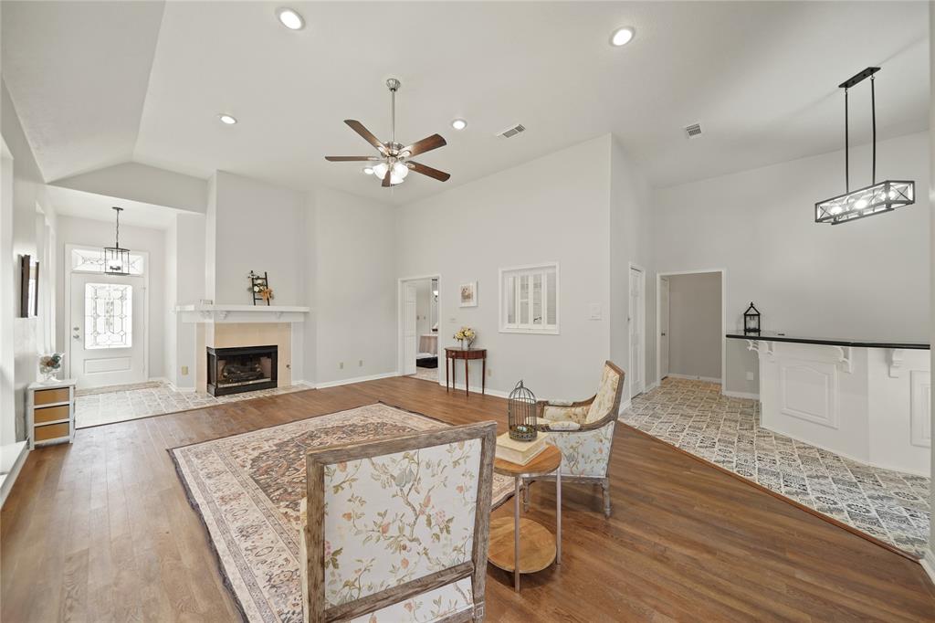 120 Summerwood Street, Beaumont, Texas image 8