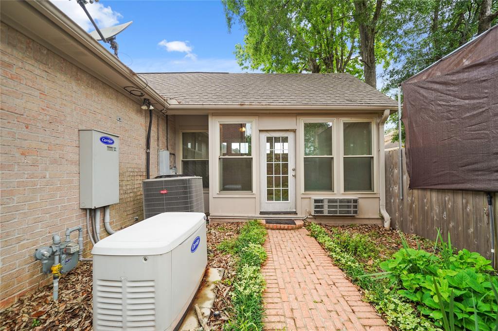 120 Summerwood Street, Beaumont, Texas image 34