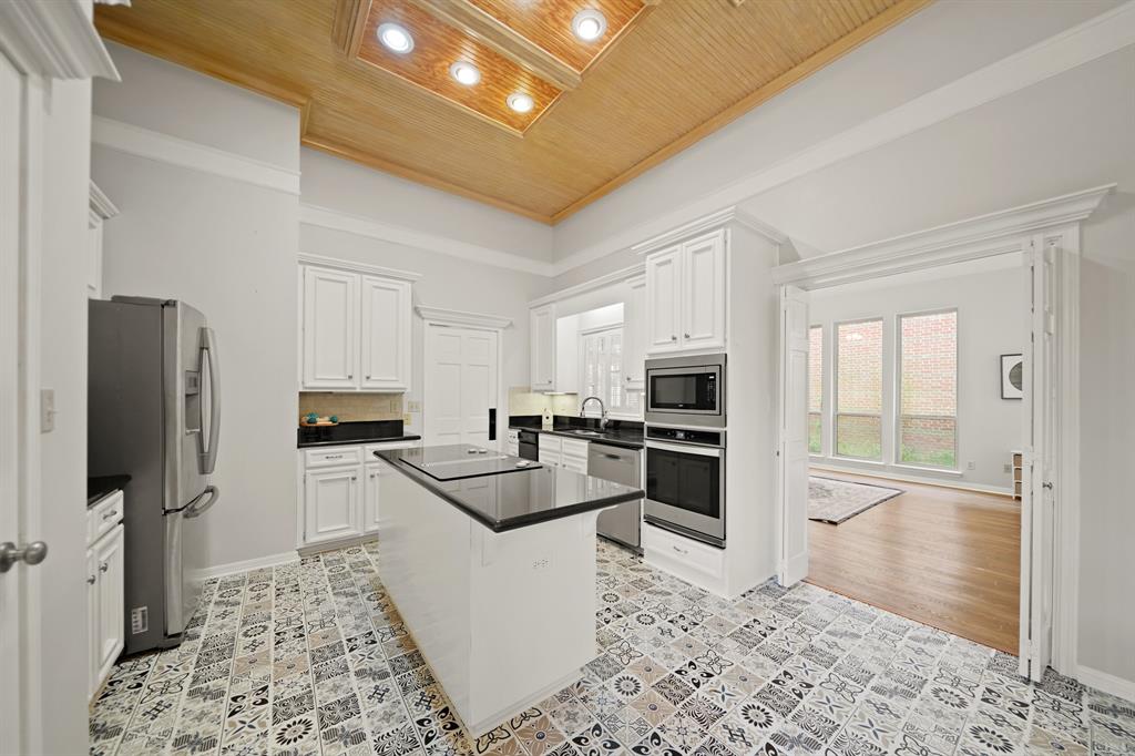 120 Summerwood Street, Beaumont, Texas image 12