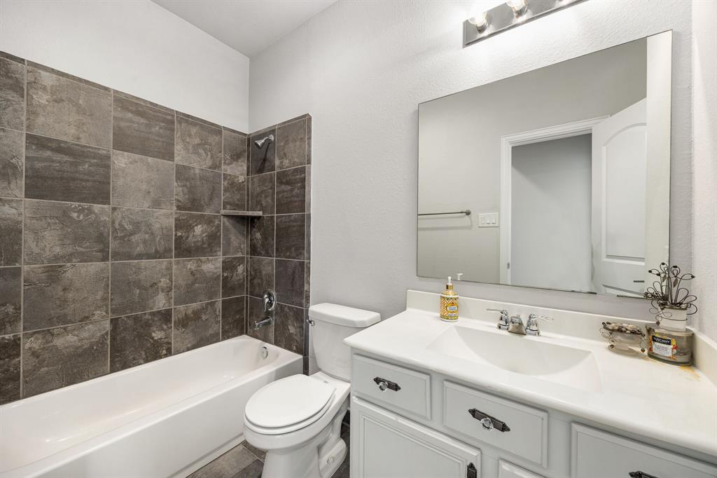 12510 Sherborne Castle Court, Tomball, Texas image 24