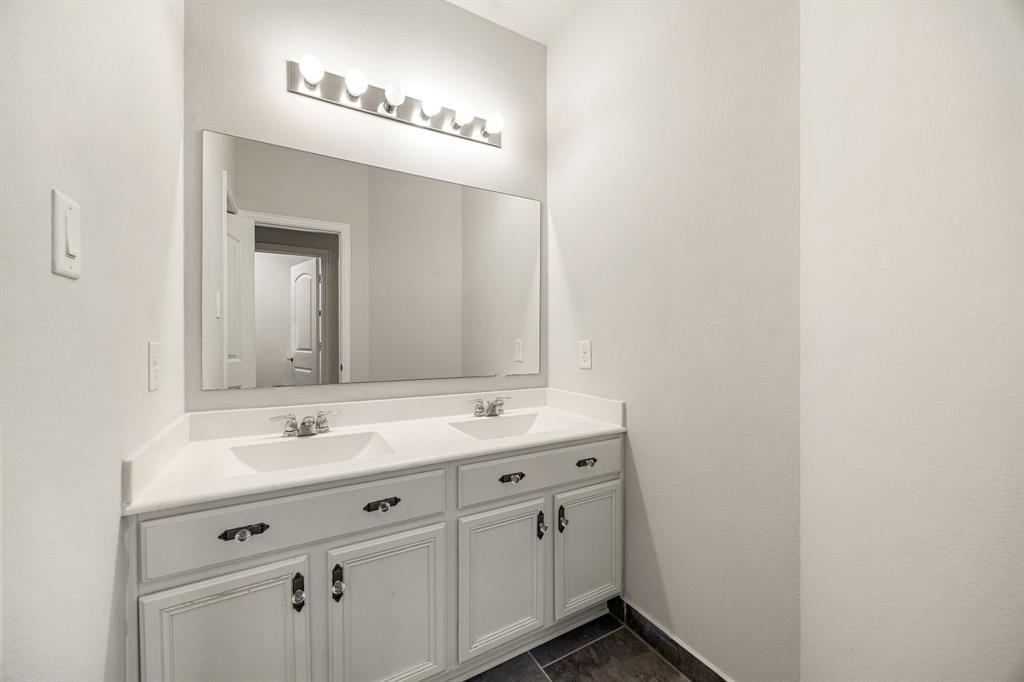 12510 Sherborne Castle Court, Tomball, Texas image 17