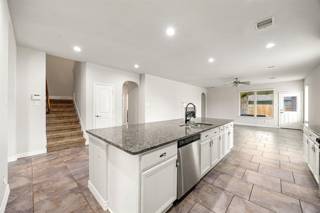 12510 Sherborne Castle Court, Tomball, Texas image 10