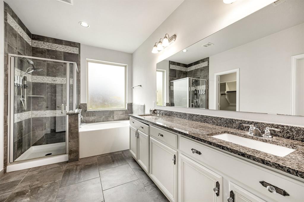 12510 Sherborne Castle Court, Tomball, Texas image 15