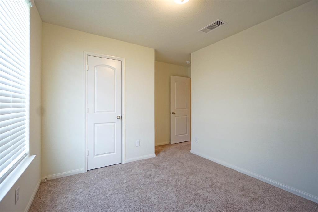 9514 Garnet Grove Drive, Iowa Colony, Texas image 44