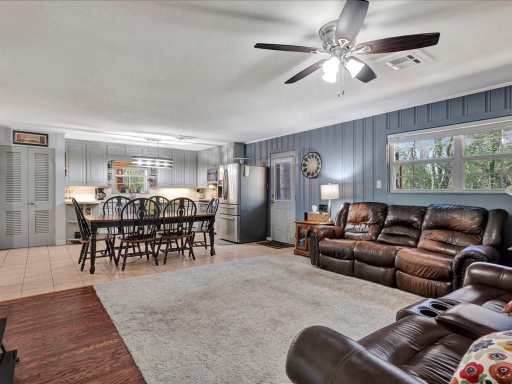 1408 N Broadmoor Drive, Lufkin, Texas image 3
