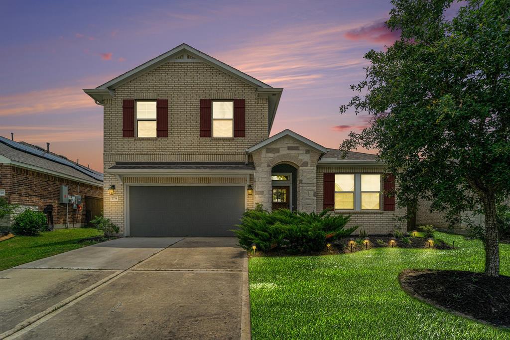 7714 Squall Lane, Baytown, Texas image 1