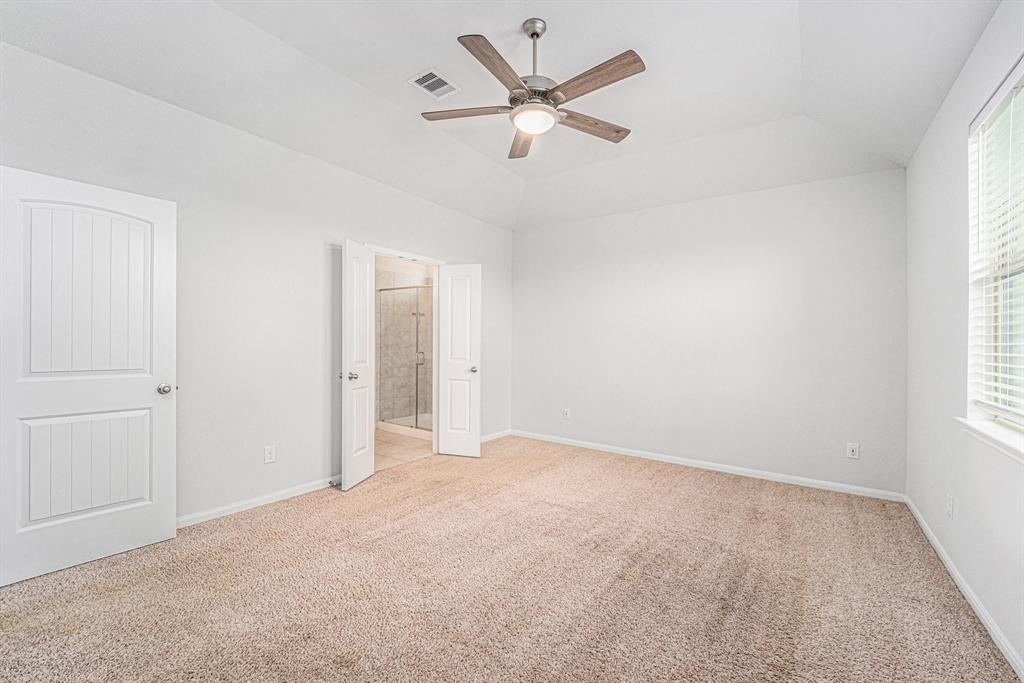 7714 Squall Lane, Baytown, Texas image 16