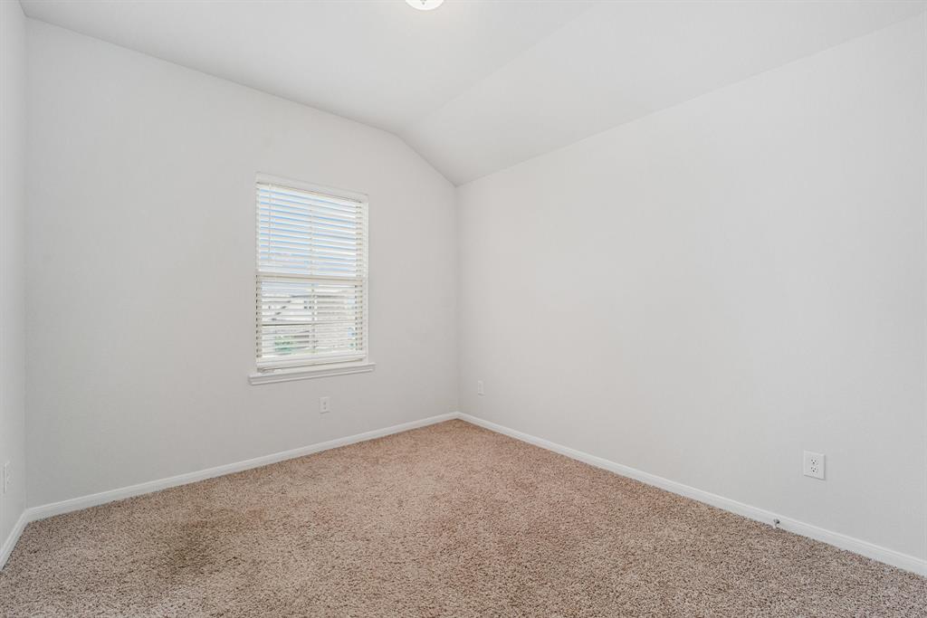 7714 Squall Lane, Baytown, Texas image 23