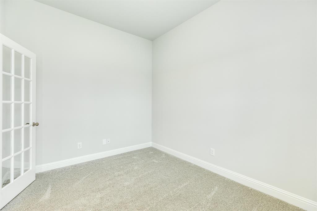 608 Greystone Lane, Angleton, Texas image 28
