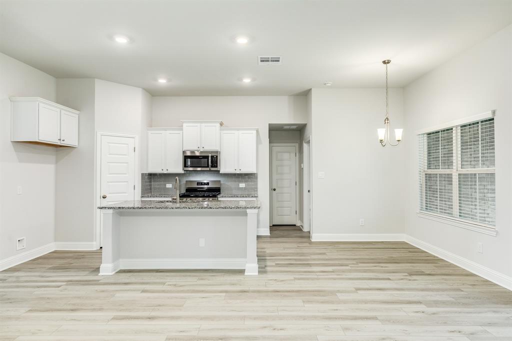608 Greystone Lane, Angleton, Texas image 20