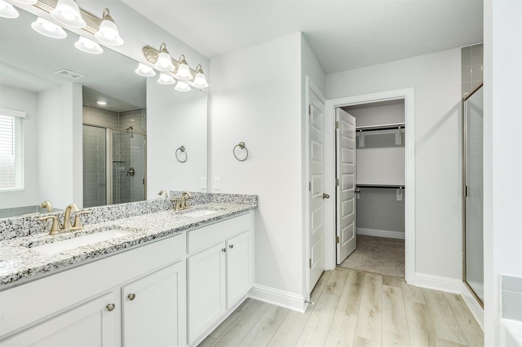 608 Greystone Lane, Angleton, Texas image 32
