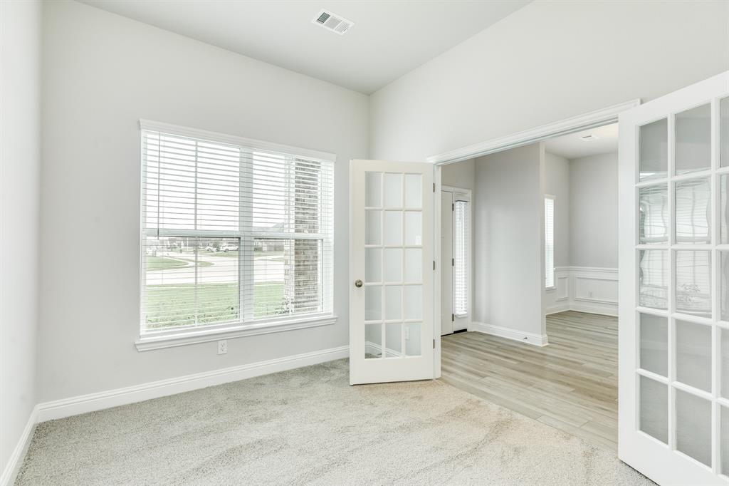 608 Greystone Lane, Angleton, Texas image 27
