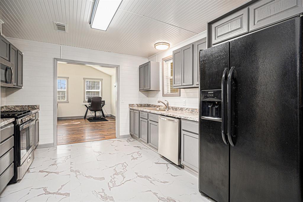 2915 Weir Street, Santa Fe, Texas image 11