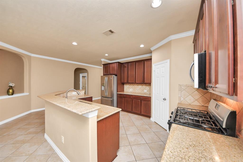 4227 Misty Waters Lane, Katy, Texas image 23