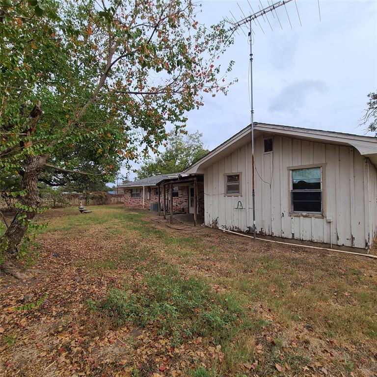 100 Shady Oaks Lane, Somerville, Texas image 7