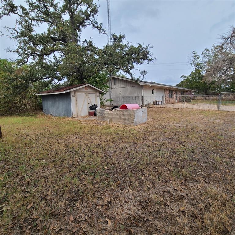 100 Shady Oaks Lane, Somerville, Texas image 6