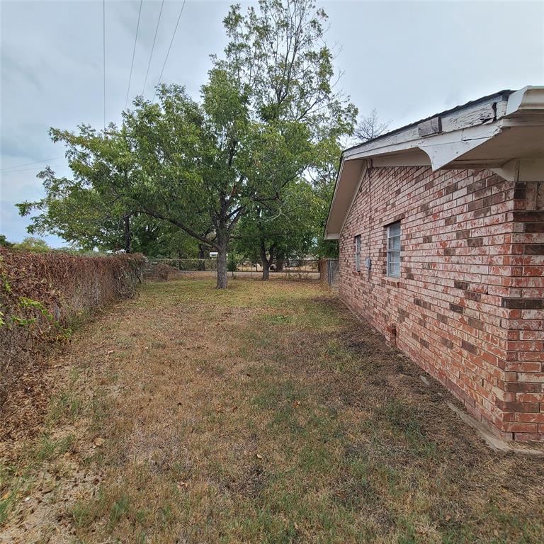 100 Shady Oaks Lane, Somerville, Texas image 9