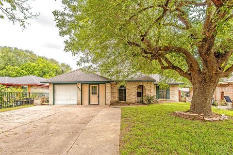 1006 Fruitvale Drive Houston TX 77038