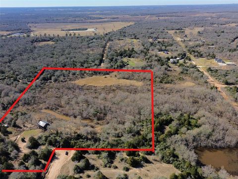 Photo of 18 E Trail Trl, Normangee, TX 77871 (MLS # 28700914) Photo of 18 E Trail Trl, Normangee, TX 77871 (MLS # 28700914)
