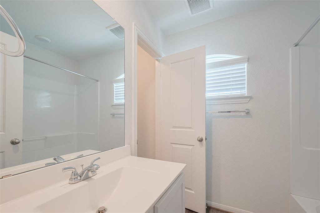 17947 Costrell Drive, Hockley, Texas image 29