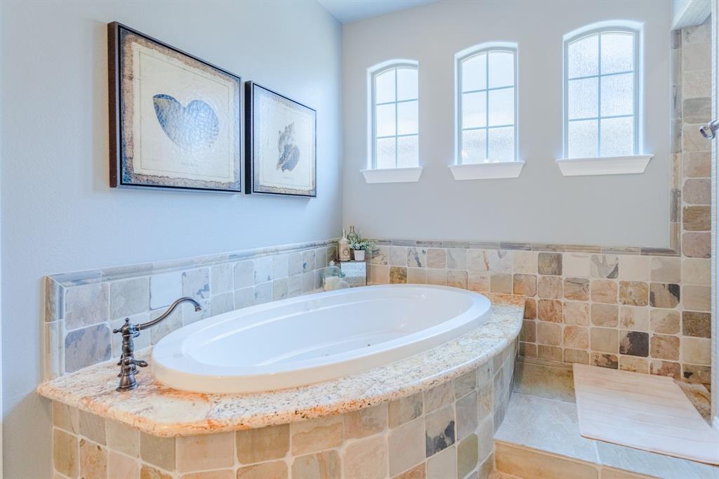 14 Cotillion Court, The Woodlands, Texas image 28