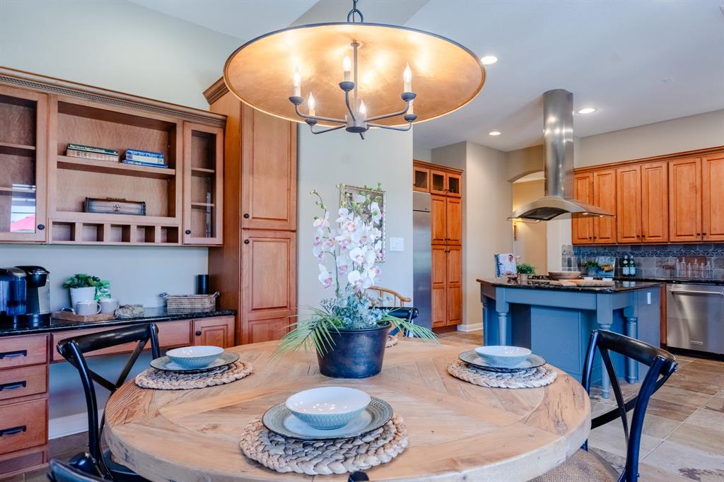 14 Cotillion Court, The Woodlands, Texas image 21