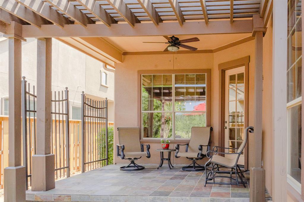 14 Cotillion Court, The Woodlands, Texas image 42