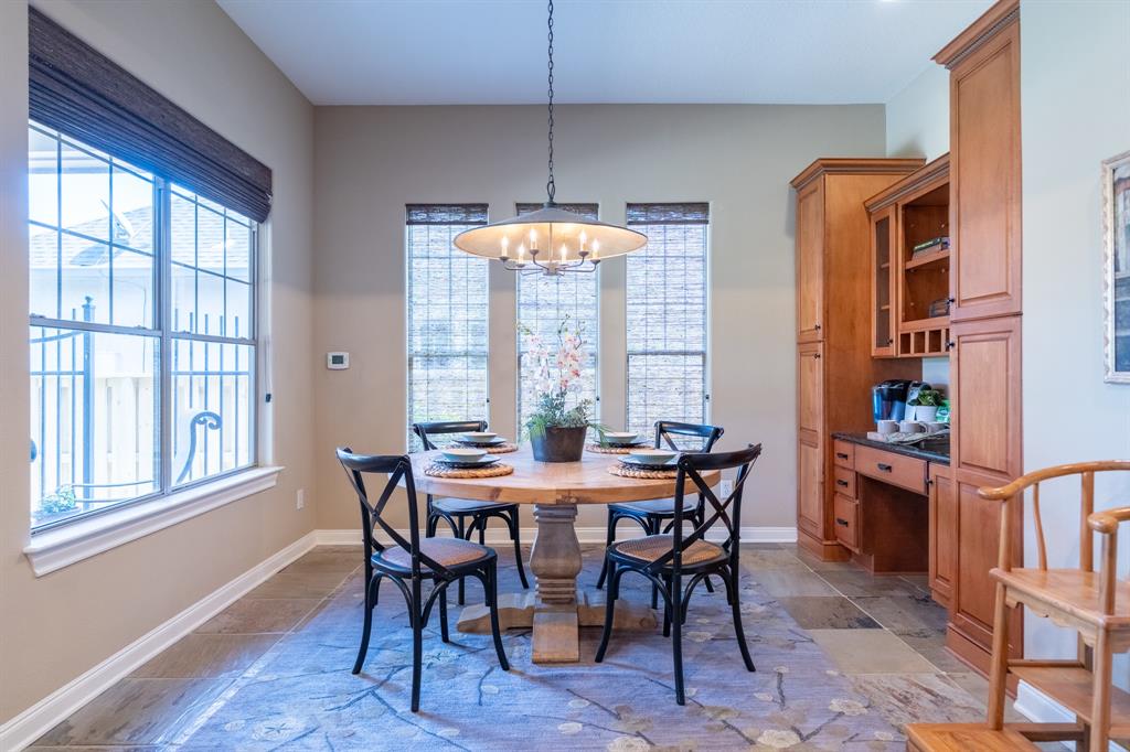 14 Cotillion Court, The Woodlands, Texas image 22