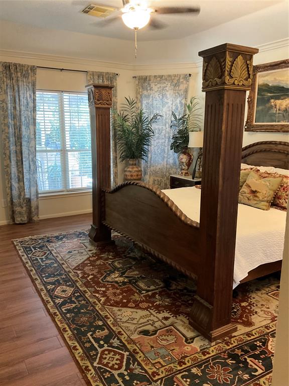 2103 Crescent Coral Drive, League City, Texas image 6