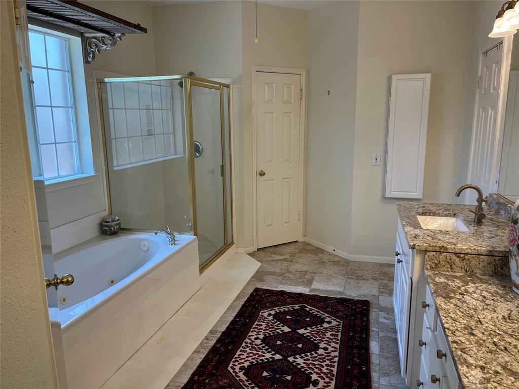 2103 Crescent Coral Drive, League City, Texas image 12