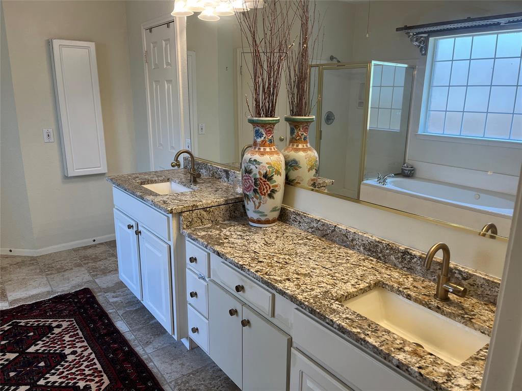 2103 Crescent Coral Drive, League City, Texas image 11