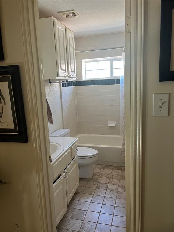 2103 Crescent Coral Drive, League City, Texas image 26