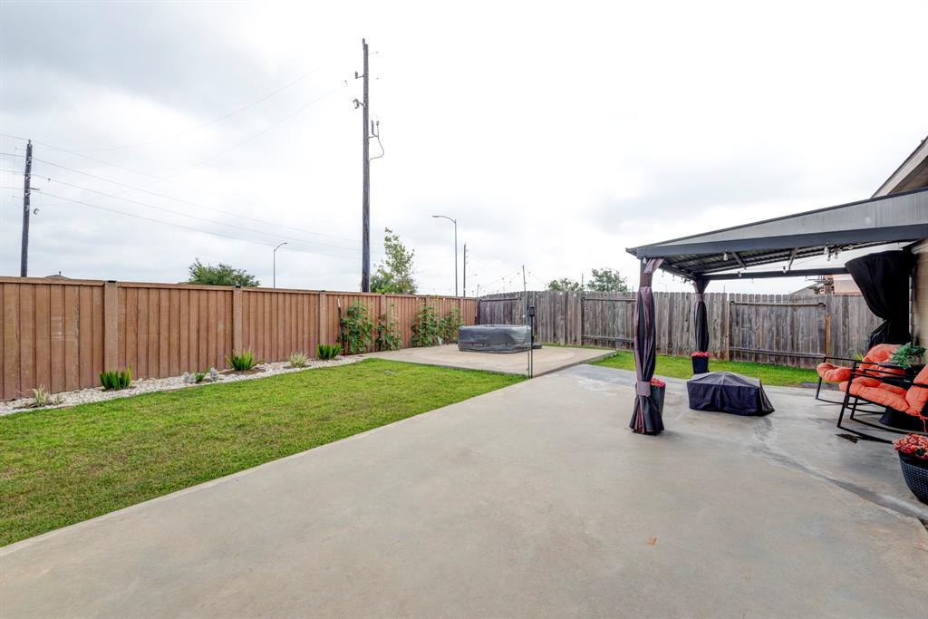 18214 Grayson Bluff Way, Richmond, Texas image 30