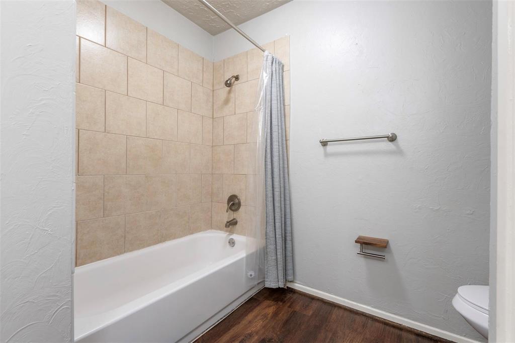 16307 Tibet Road, Friendswood, Texas image 32