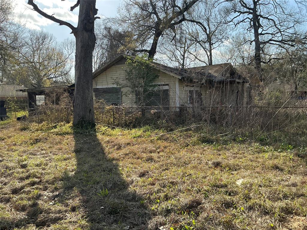 301 Smith Street, Cleveland, Texas image 7