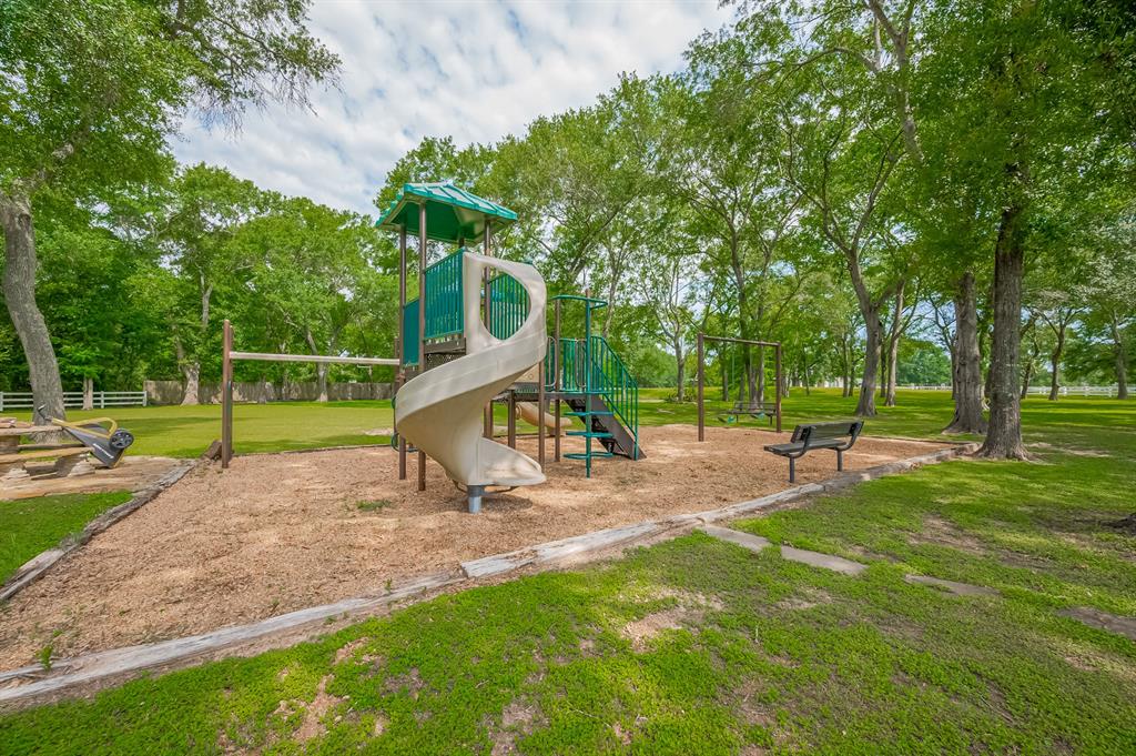 18518 W Paloma Lago Circle, Cypress, Texas image 39