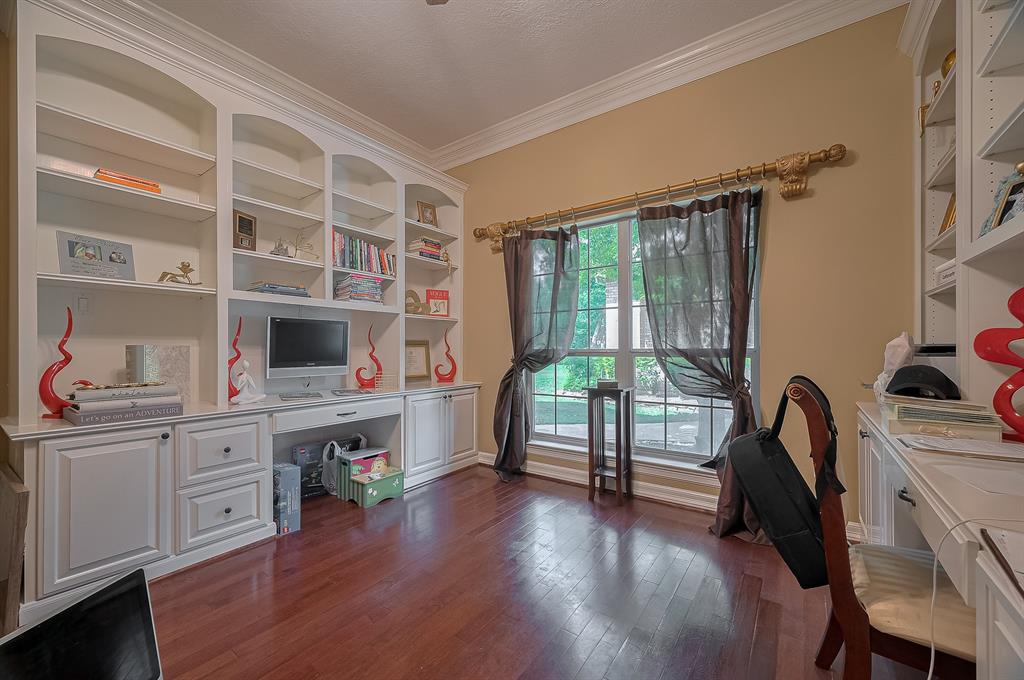 18518 W Paloma Lago Circle, Cypress, Texas image 14