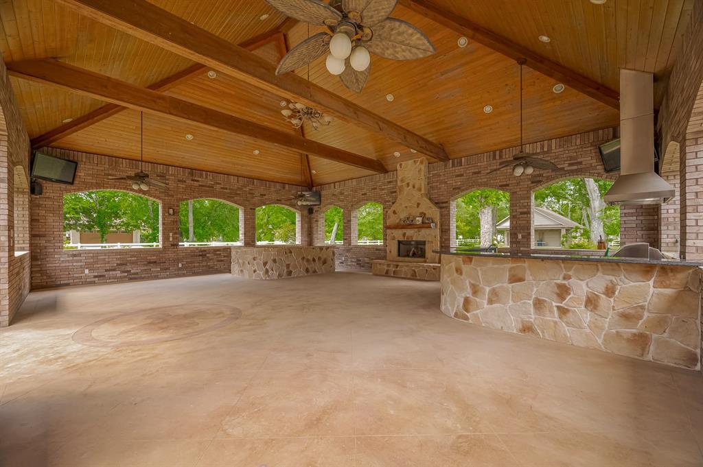18518 W Paloma Lago Circle, Cypress, Texas image 37