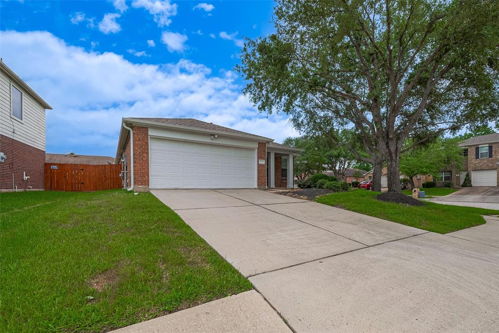20039 Cypresswood Springs, Spring, Texas image 1